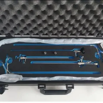 Histeroscopio tipo Bettochi Lenz&Meyer.